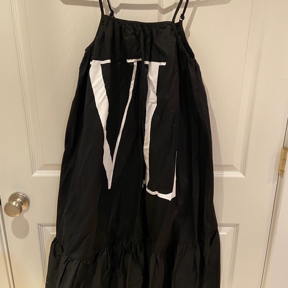 Black and white sundress - Picture 1 of 2